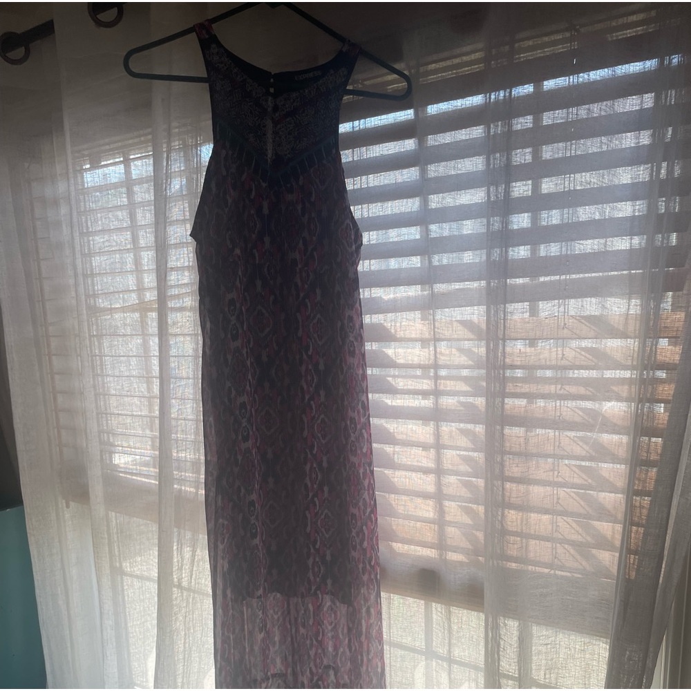 Lightly worn express dress.
